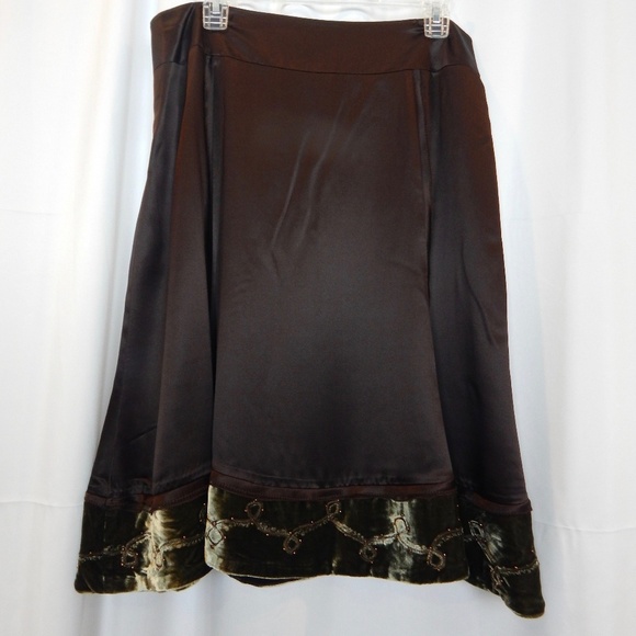 Jon Brown Satin and Velvet Skirt Size 14 - Picture 4 of 6